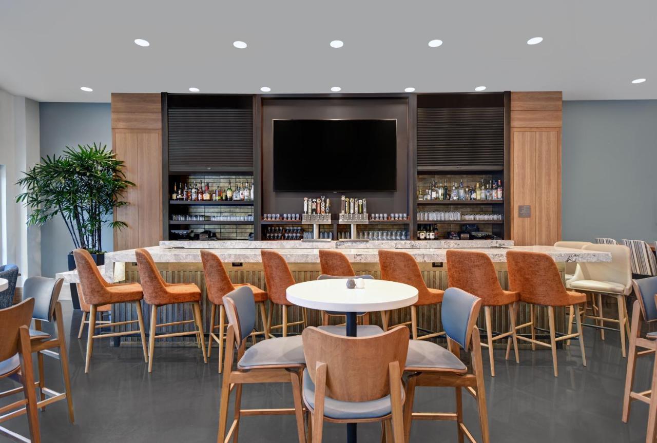 Hotel Express - - Galleria Area By Ihg 3*